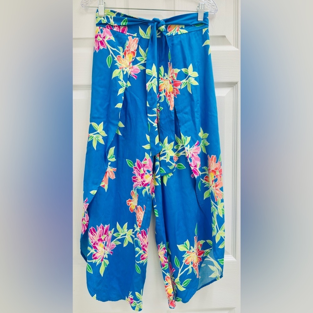Tommy Bahama Blue Floral Crop Wrap Pants New Without Tags! Size XS / TP